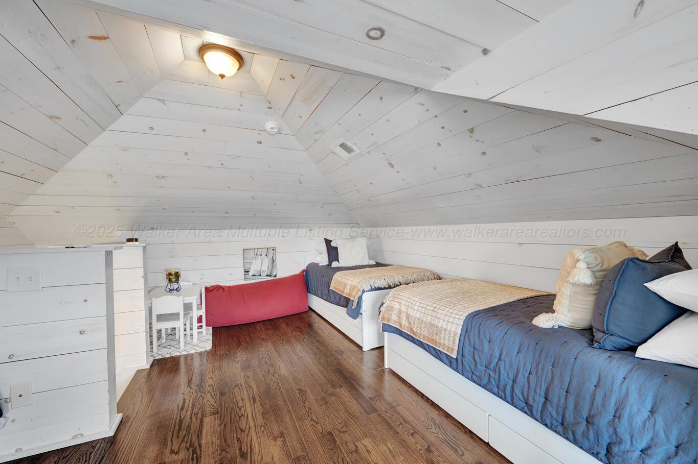 254 POINT WILLIAM Ln