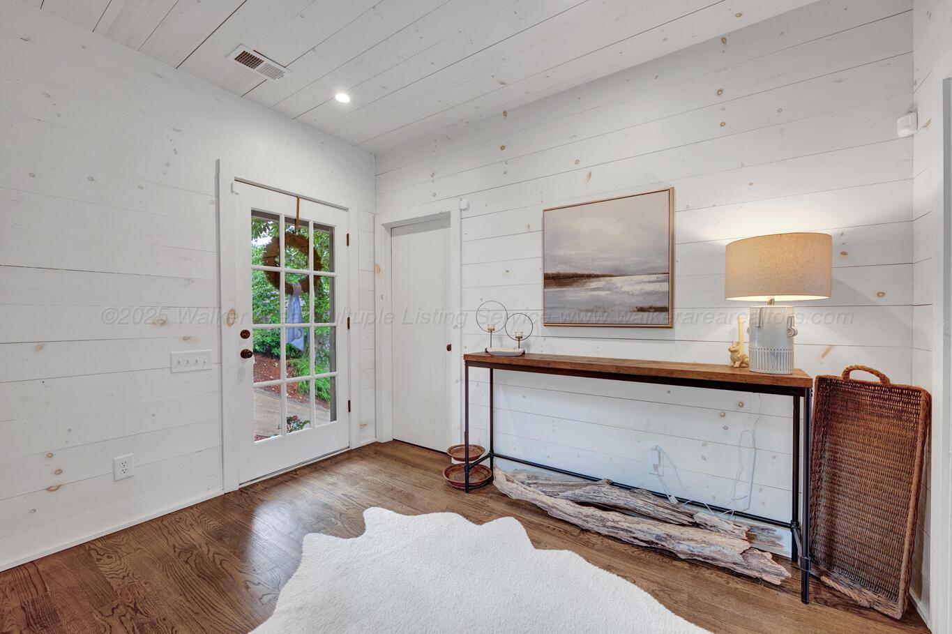 254 POINT WILLIAM Ln