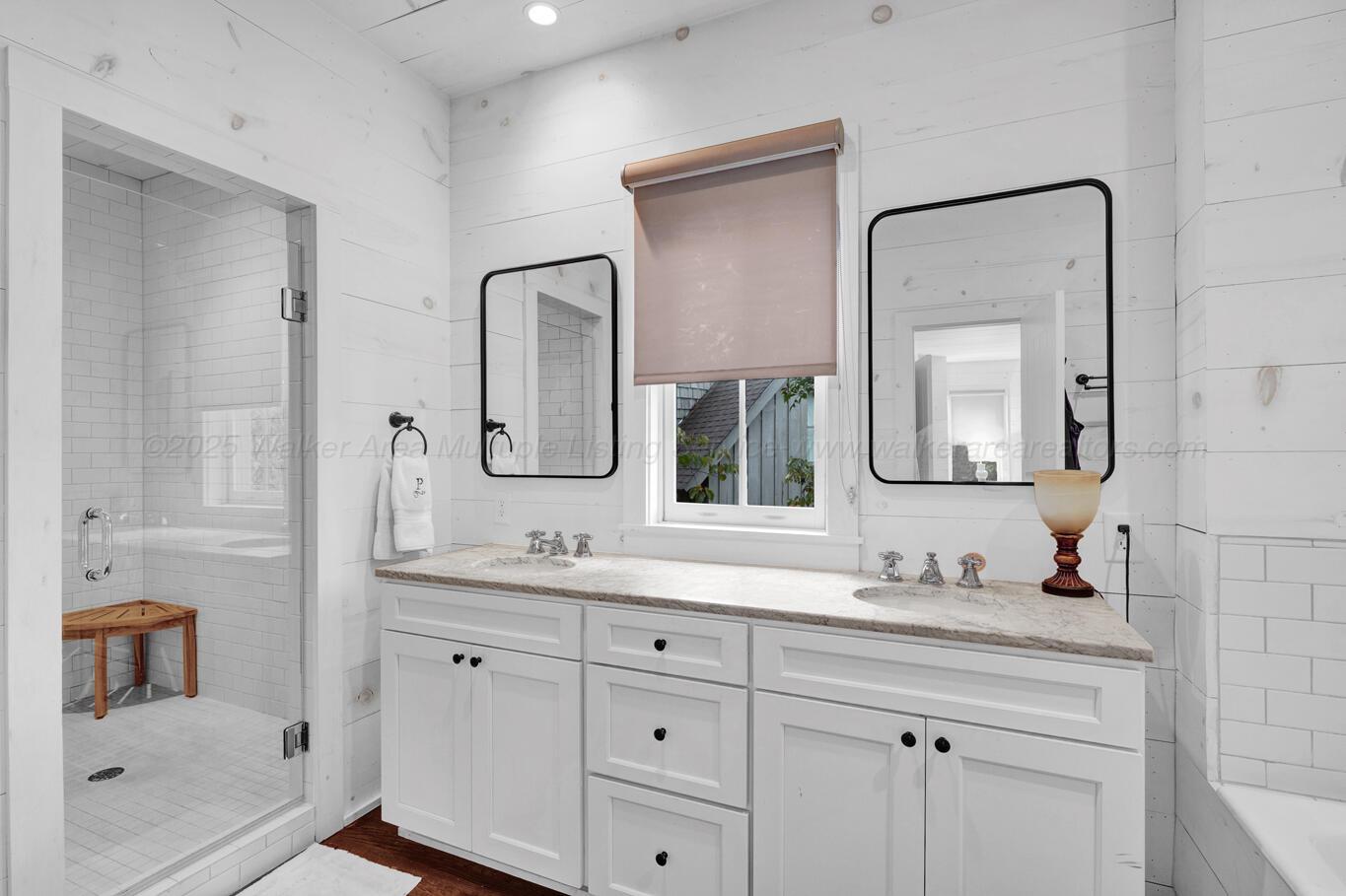 254 POINT WILLIAM Ln