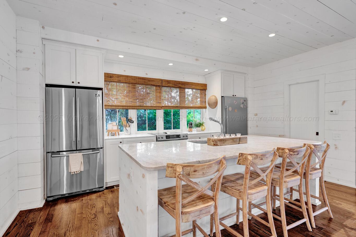 254 POINT WILLIAM Ln