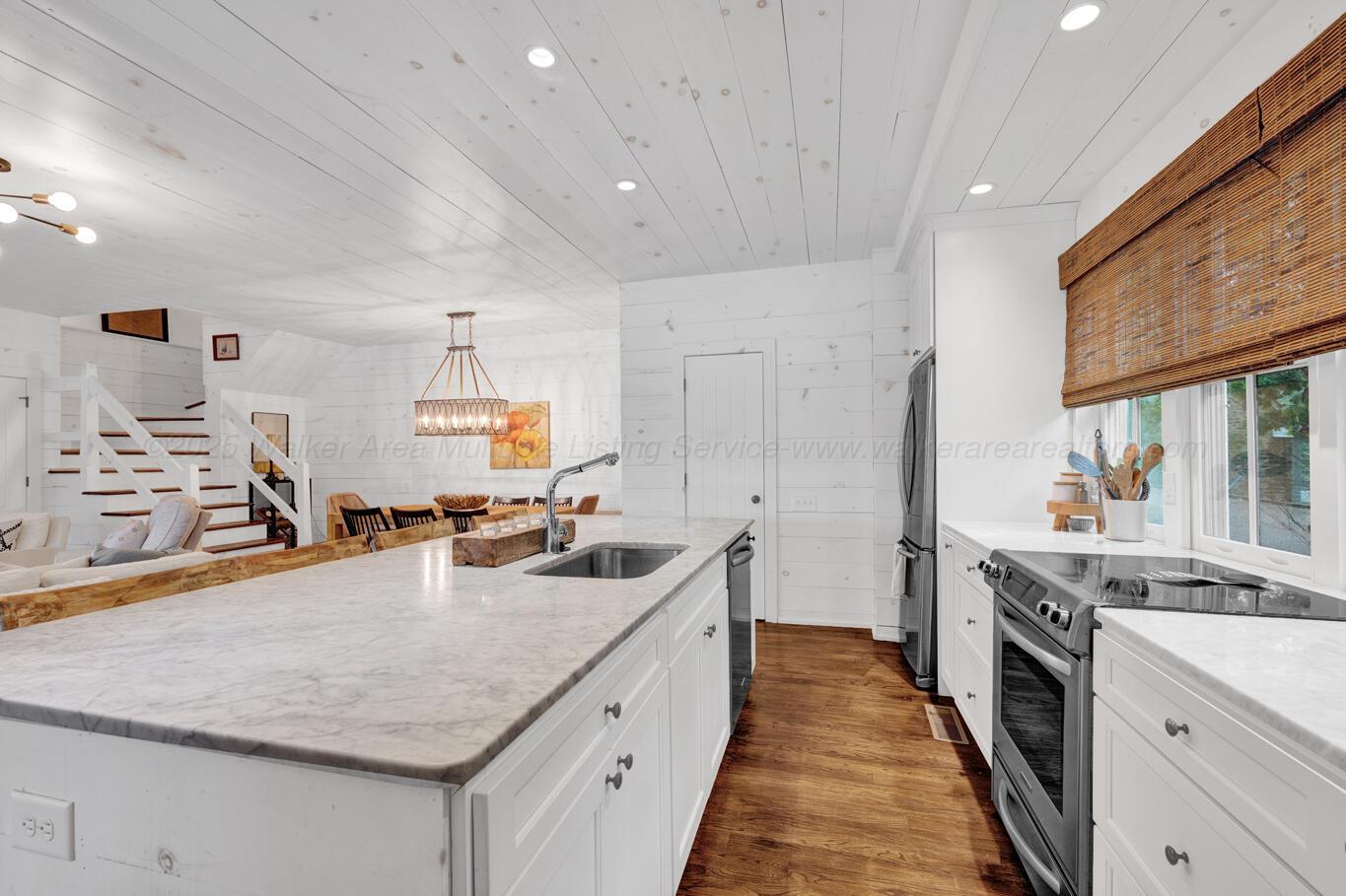 254 POINT WILLIAM Ln