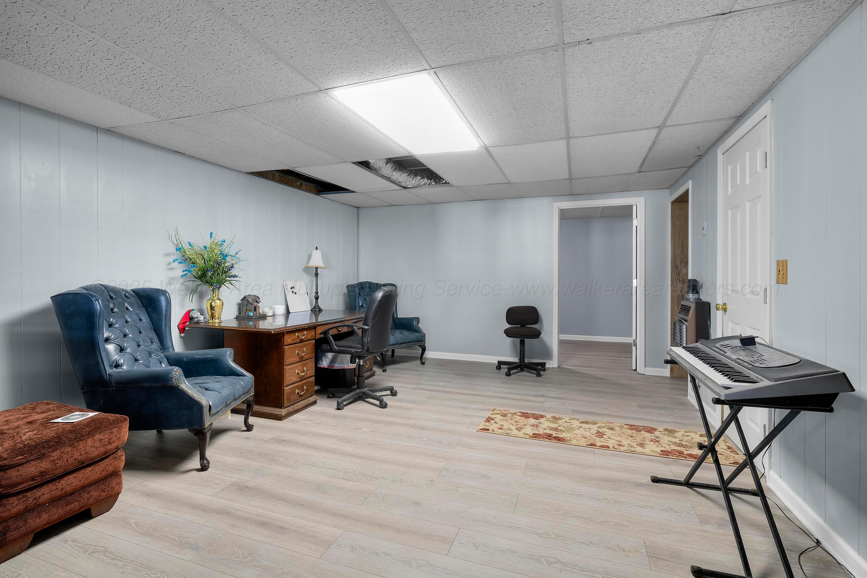 2506 BLOOMING GROVE Rd