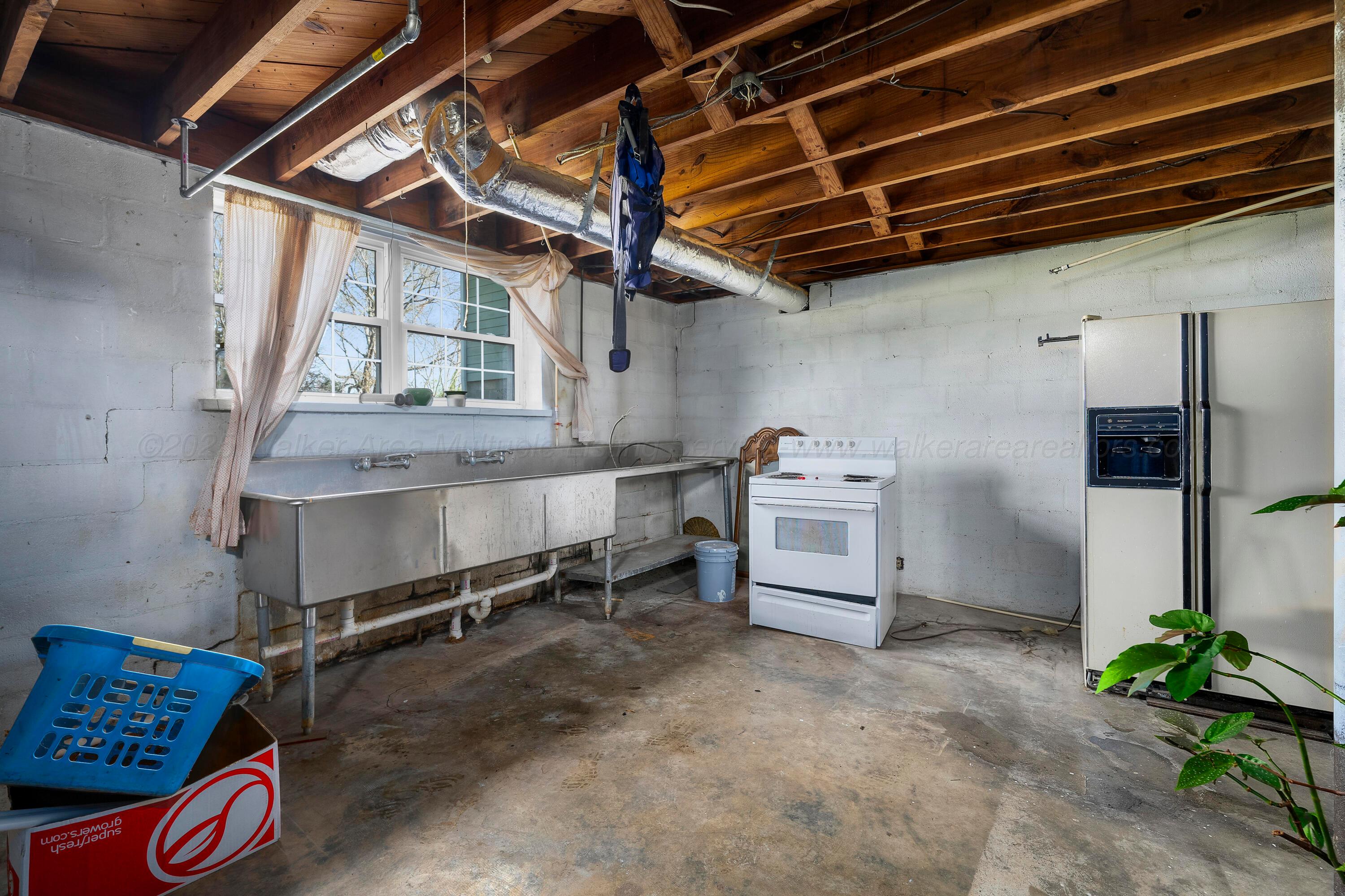 2506 BLOOMING GROVE Rd