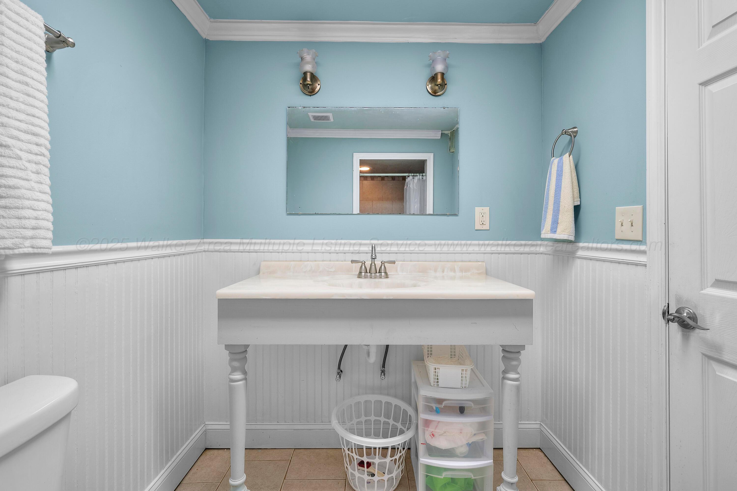 2506 BLOOMING GROVE Rd