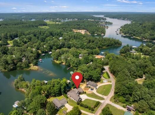 80 BAY HILLS Dr