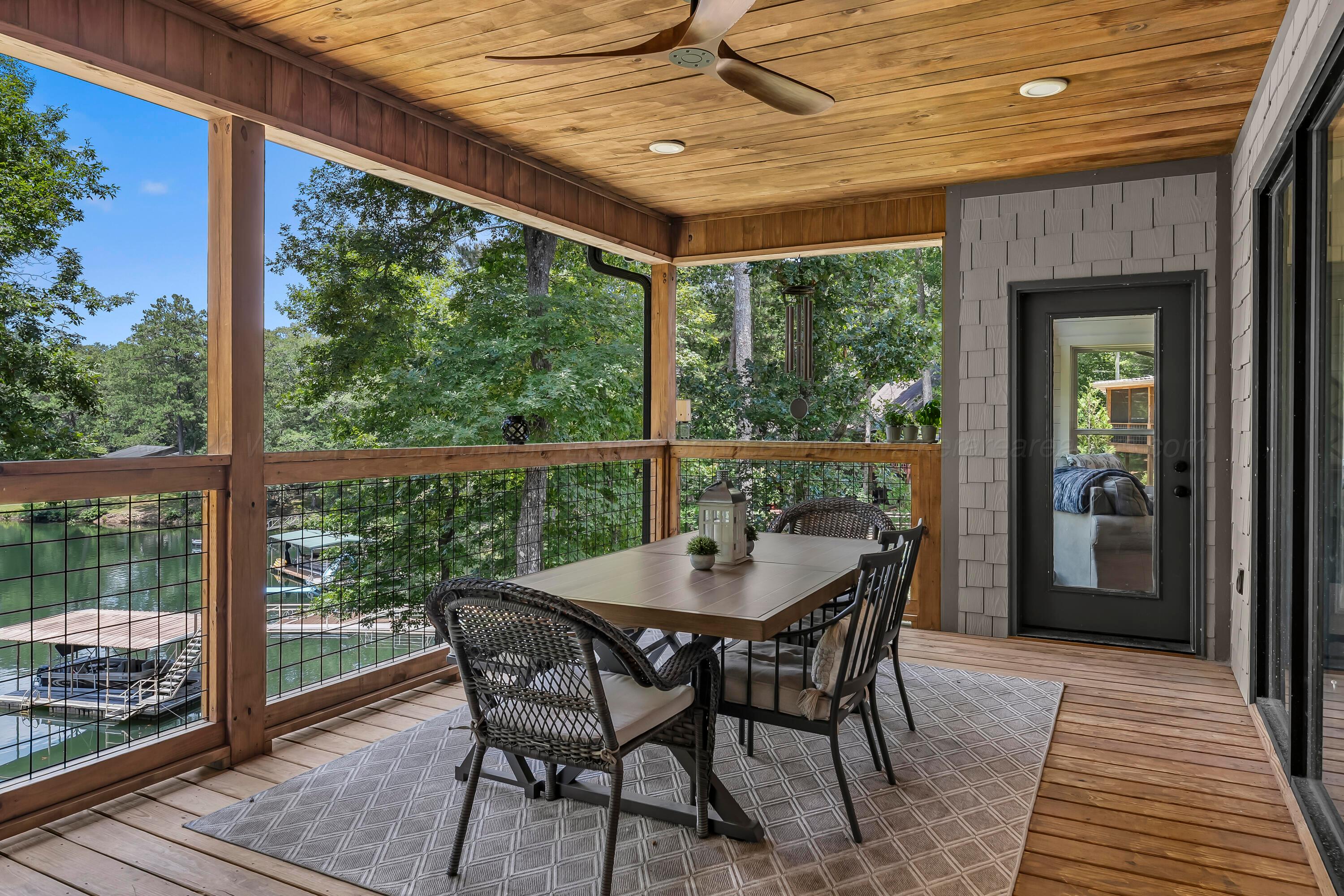 80 BAY HILLS Dr