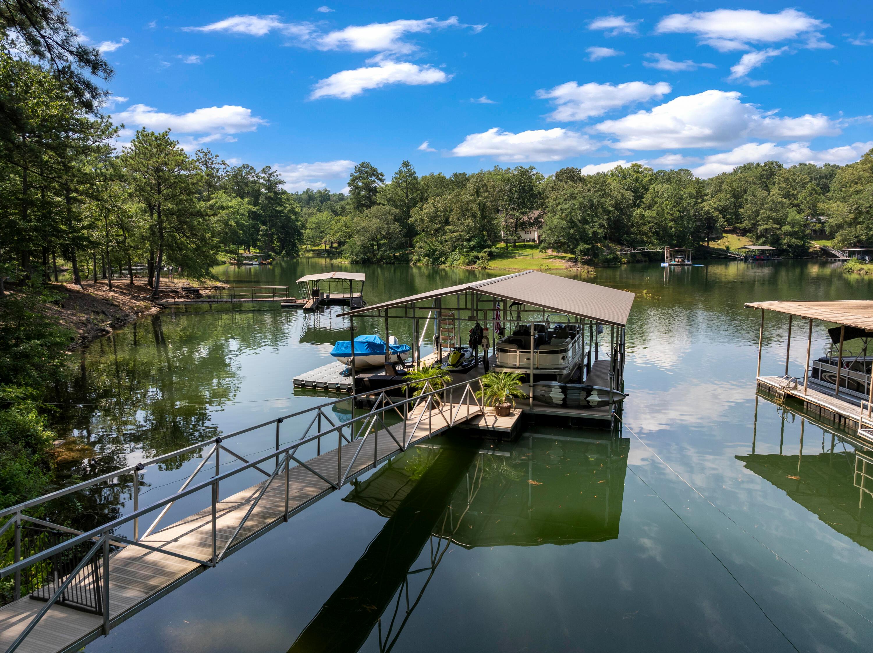 80 BAY HILLS Dr