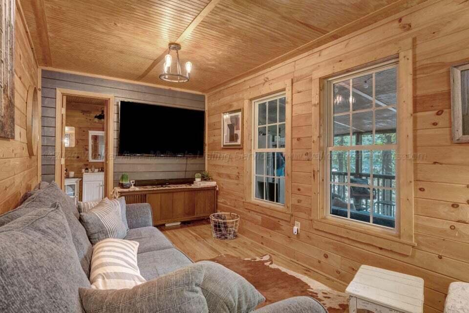 980 COUNTY ROAD 941