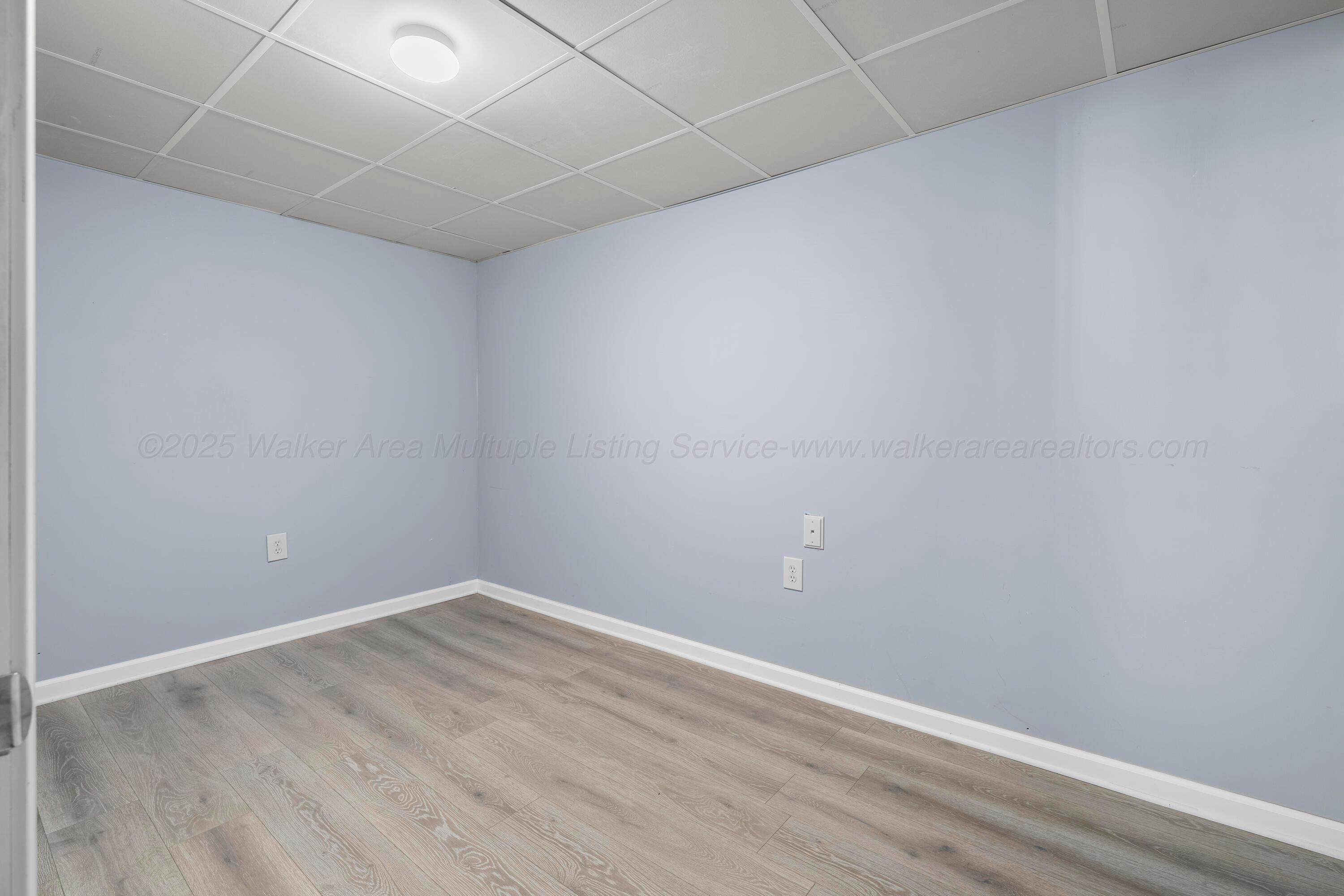 2506 BLOOMING GROVE Rd