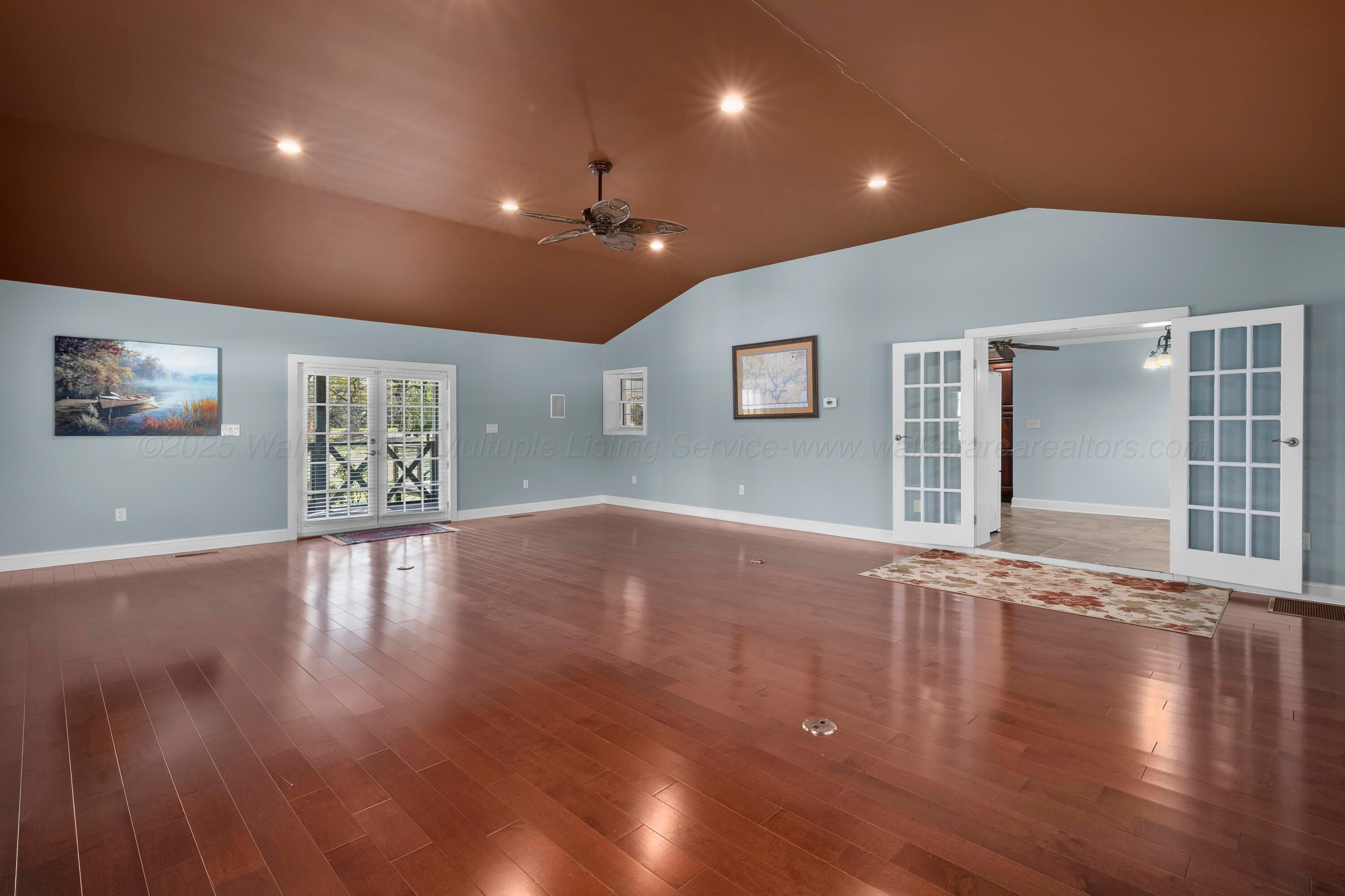 2506 BLOOMING GROVE Rd