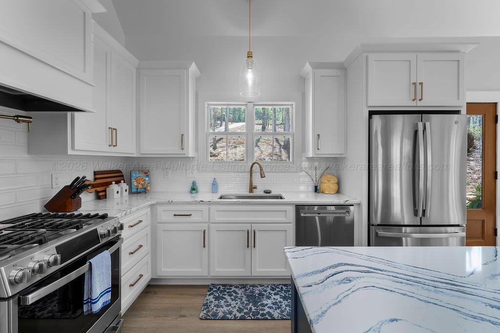 250 RANDOLPH Cove