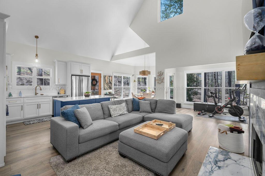 250 RANDOLPH Cove