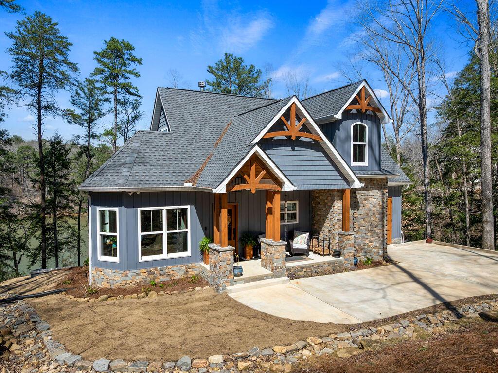 250 RANDOLPH Cove