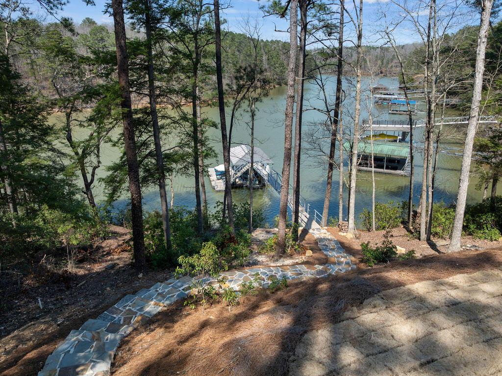 250 RANDOLPH Cove