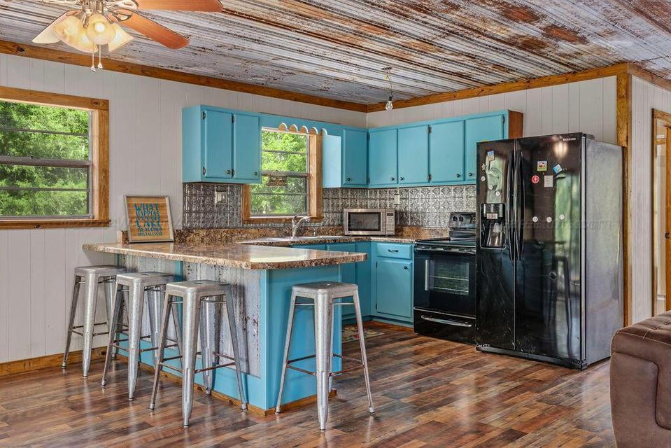 1031 COUNTY ROAD 3081