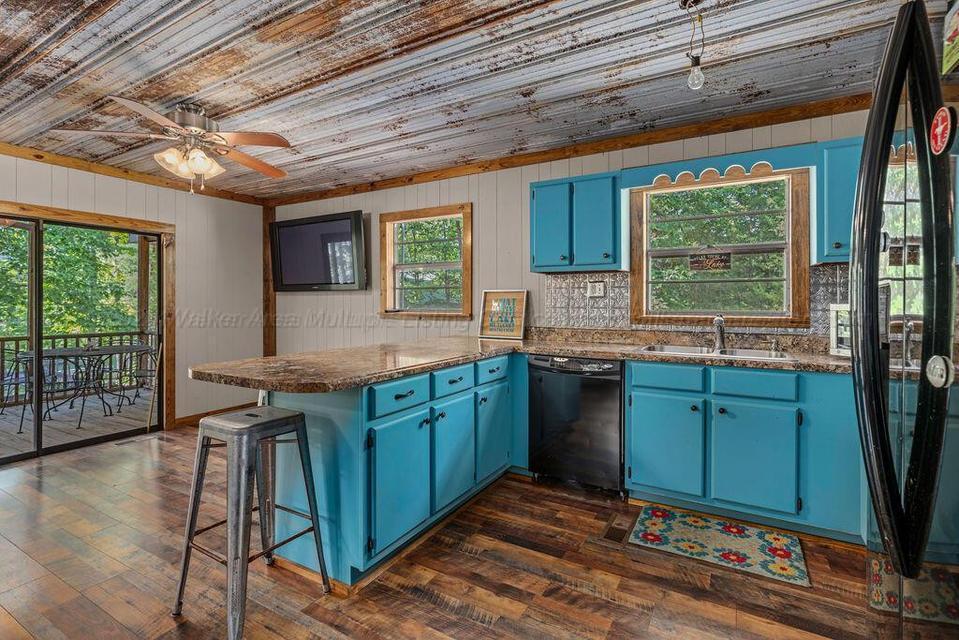 1031 COUNTY ROAD 3081