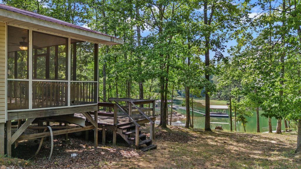 1031 COUNTY ROAD 3081
