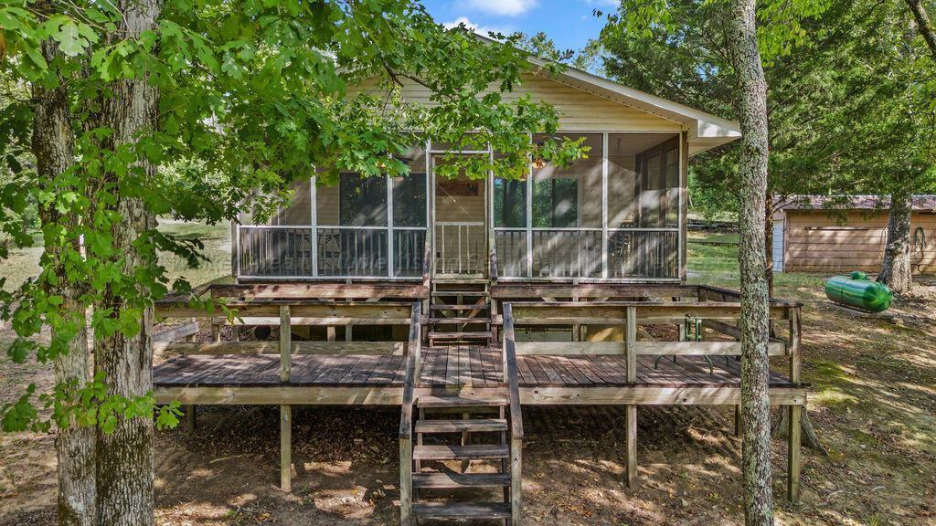 1031 COUNTY ROAD 3081