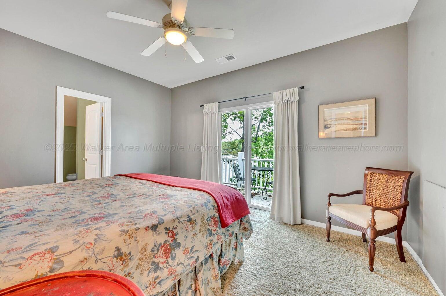 187 S POINTE Dr