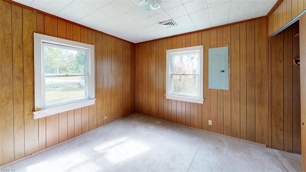 2064 Cedar RD