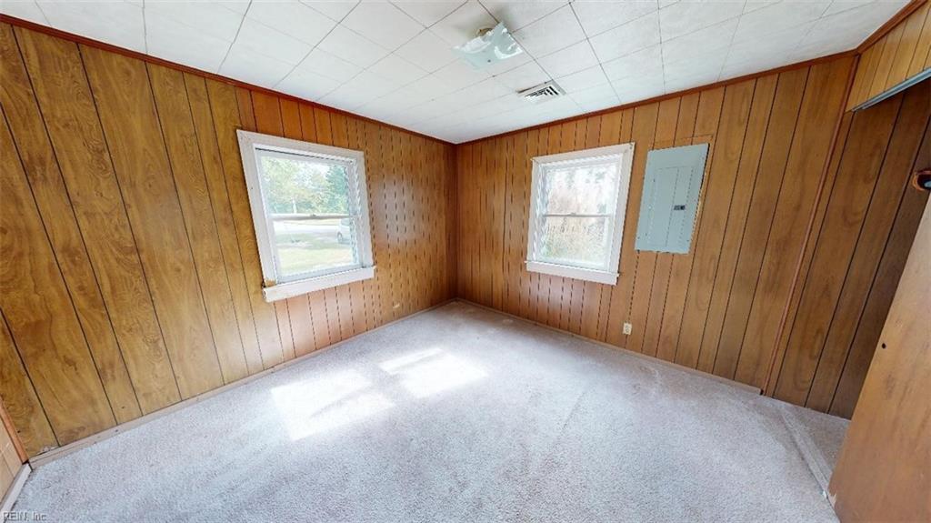 2064 Cedar RD