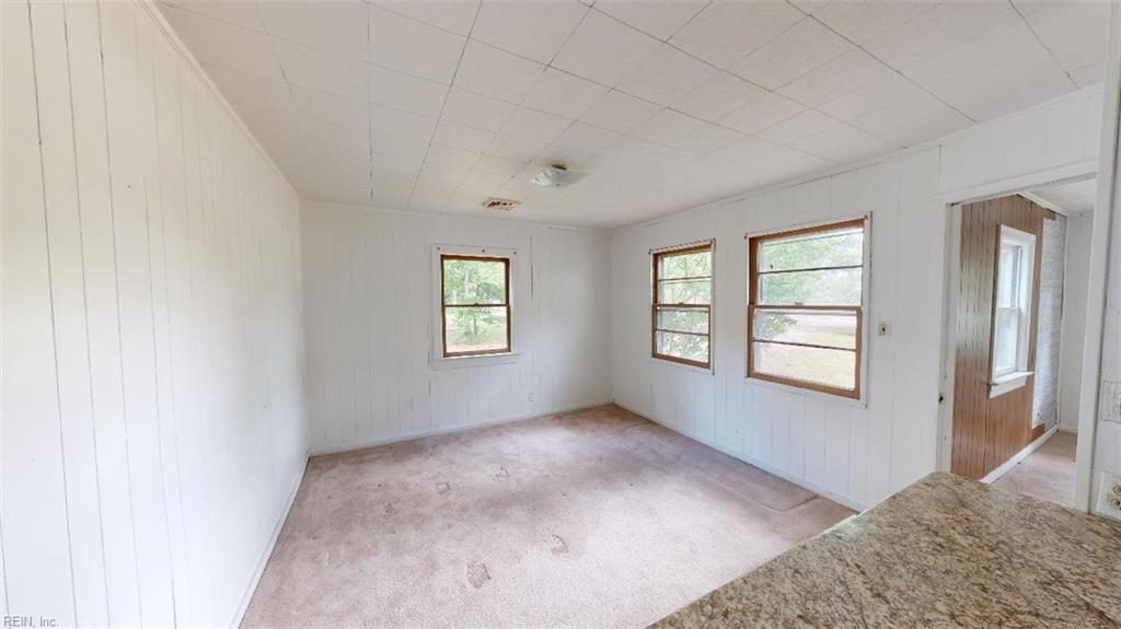 2064 Cedar RD