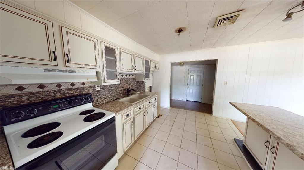 2064 Cedar RD