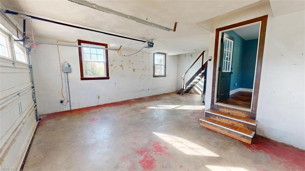 5620 Shoulders Hill RD