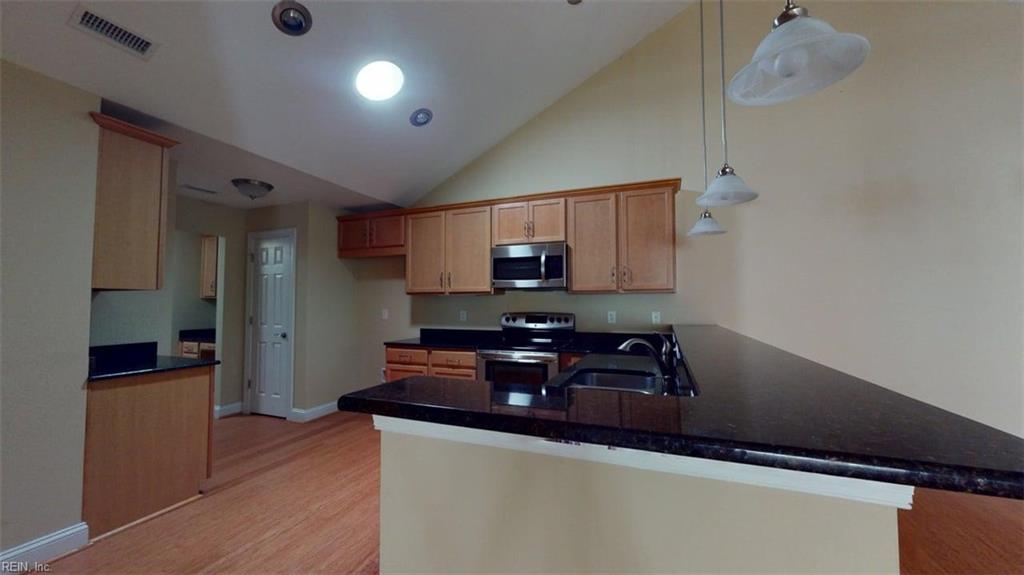 103 Horatio Gates DR