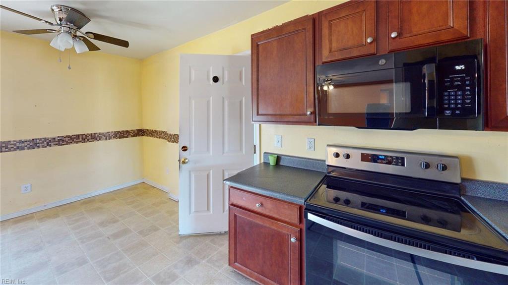 8212 Heather Ridge CT