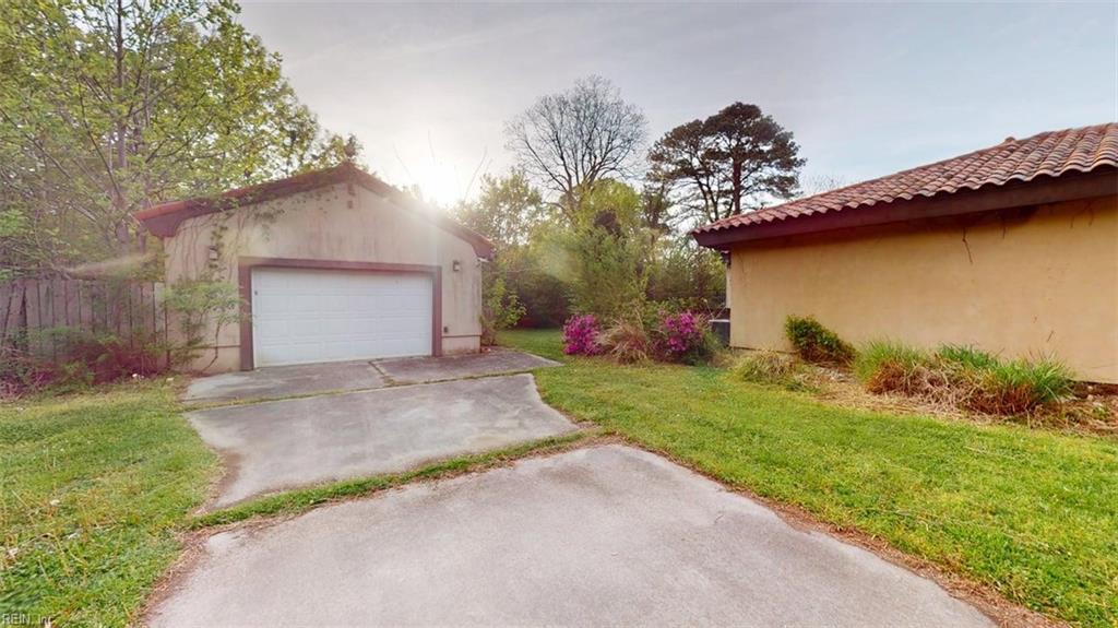 4908 Farrington DR