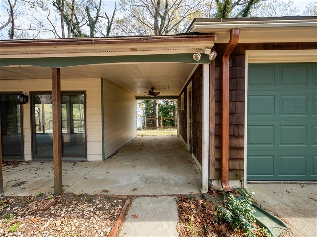 1479 Laurens RD