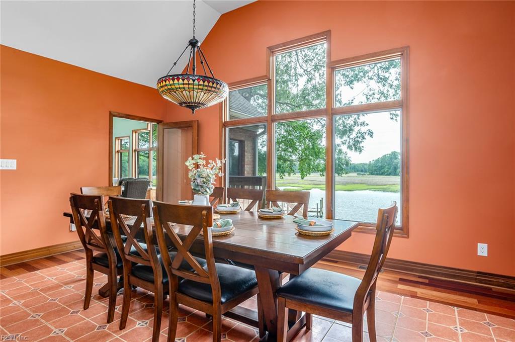 5286 Bennetts Pasture RD