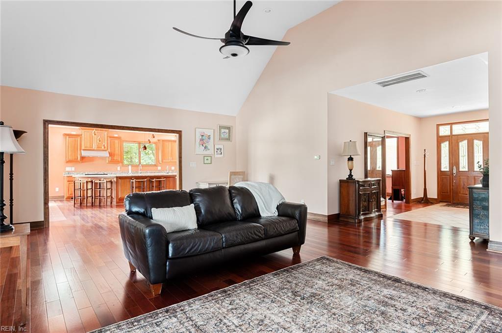 5286 Bennetts Pasture RD