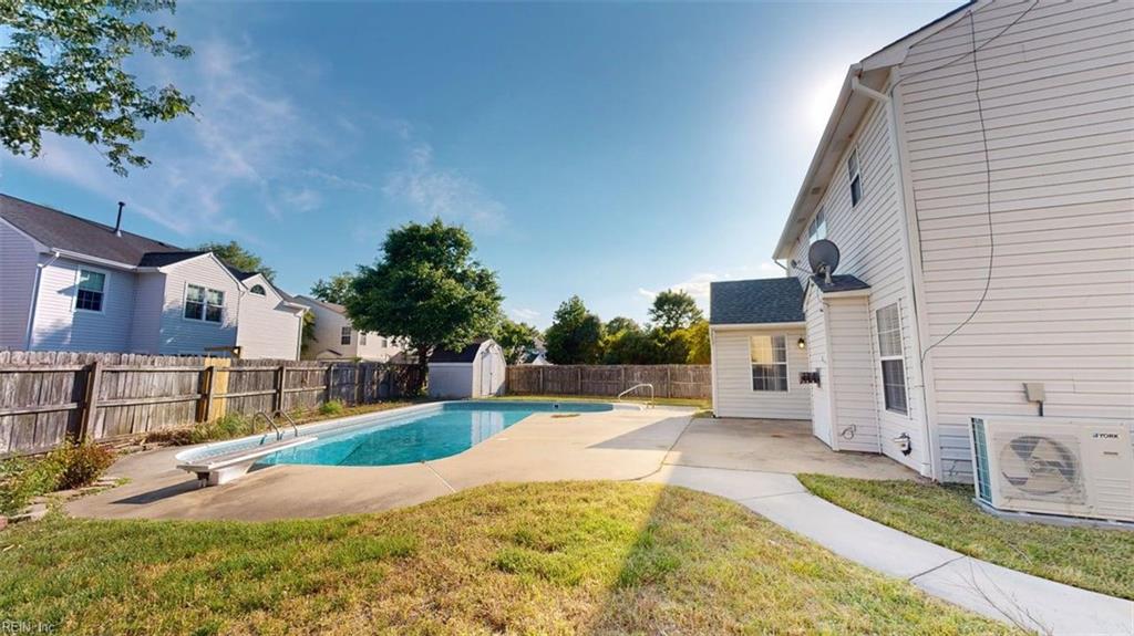 3125 Niagara WAY