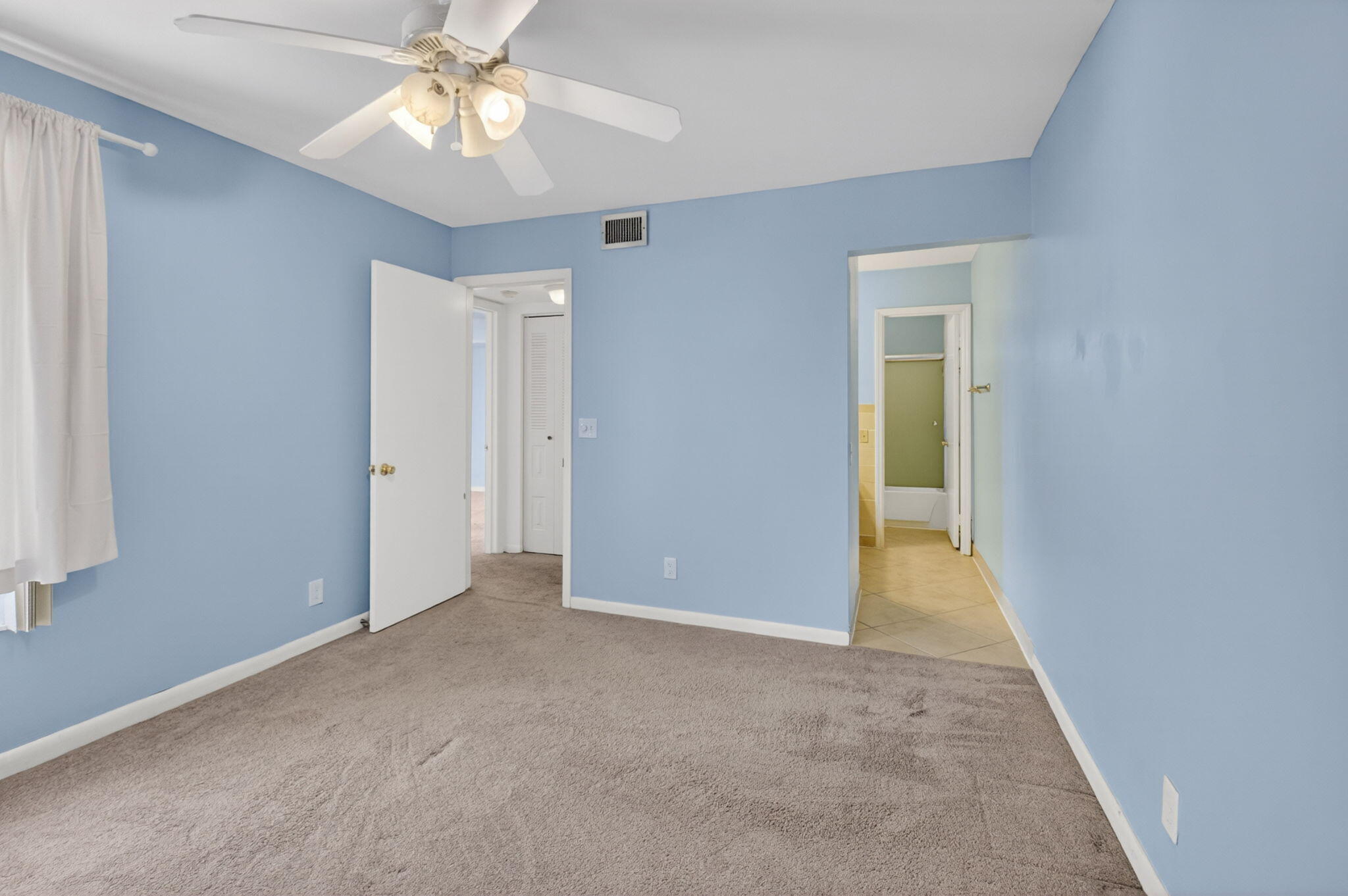 7582 Courtyard Run E
