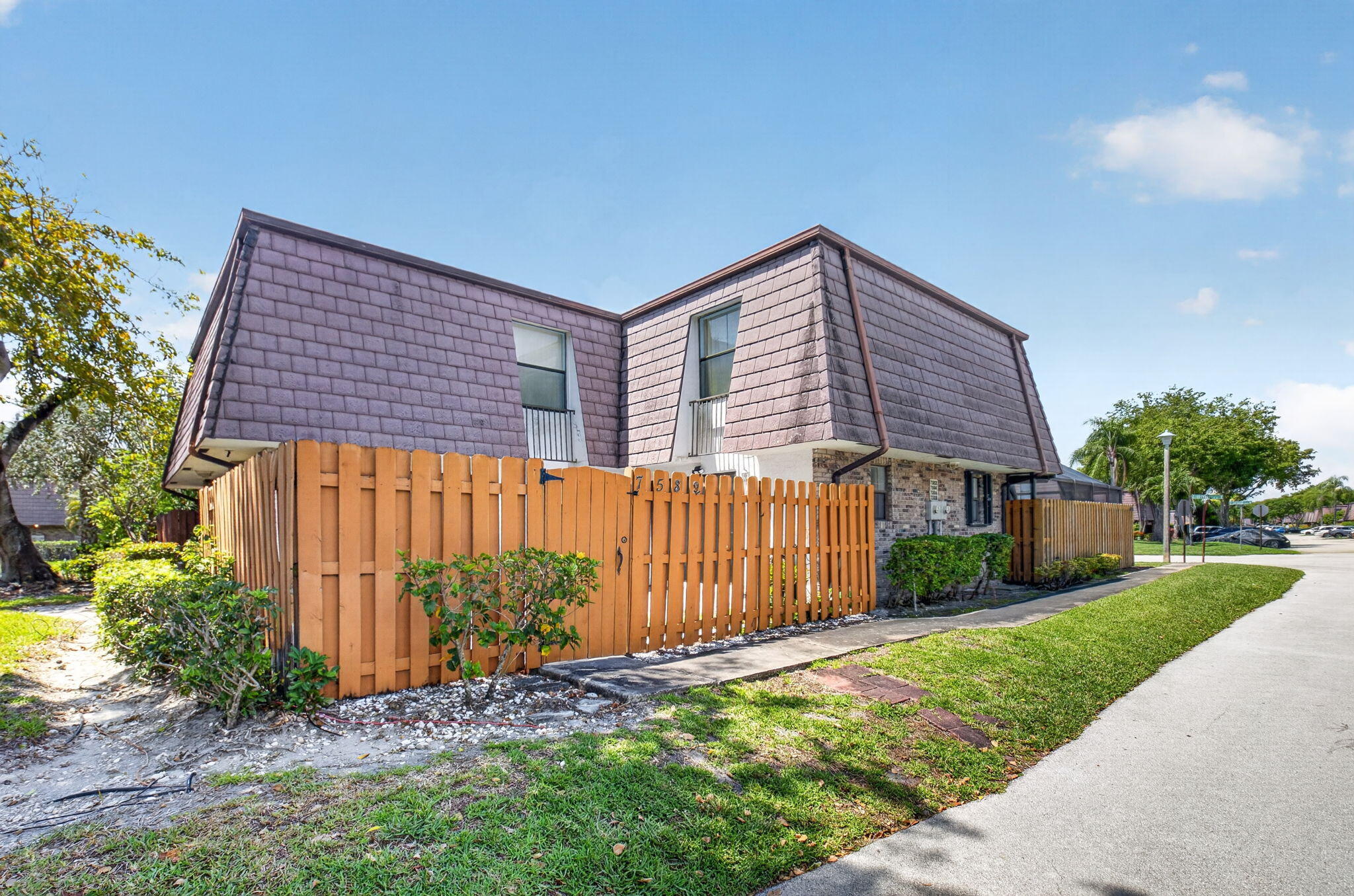 7582 Courtyard Run E