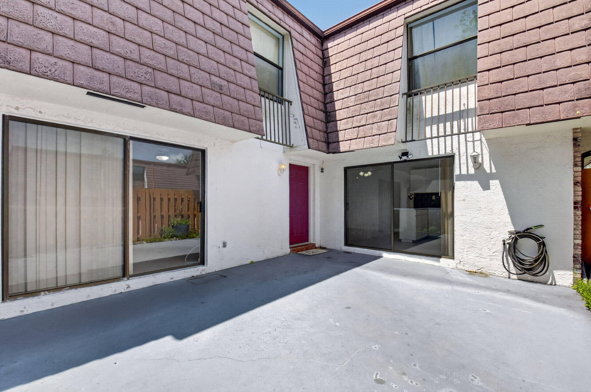 7582 Courtyard Run E