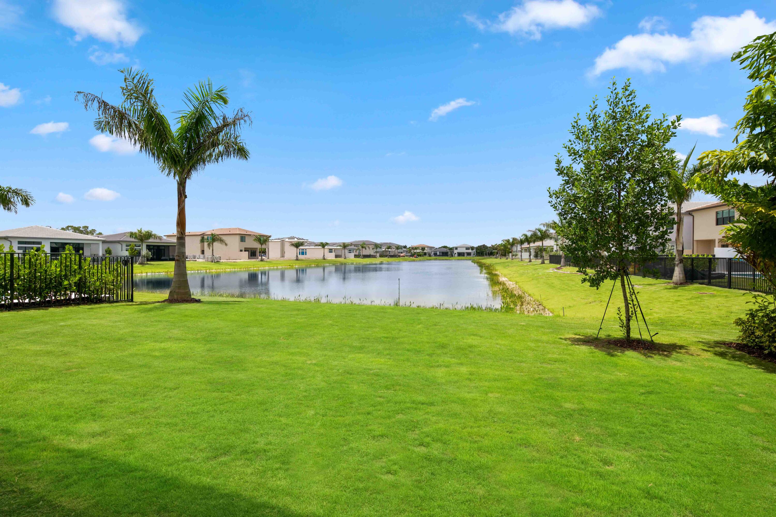 9898 Juniper Bay Avenue
