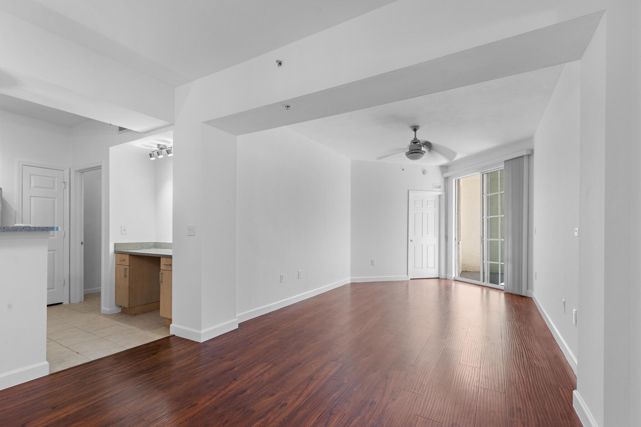 533 NE 3rd Avenue 425