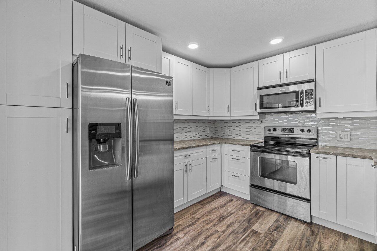 2929 SW 22nd Circle 32B