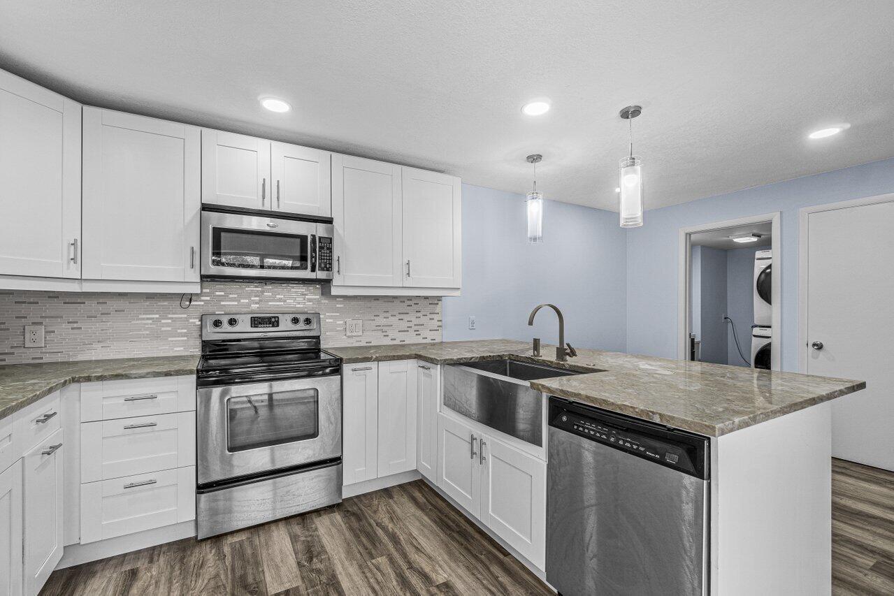 2929 SW 22nd Circle 32B
