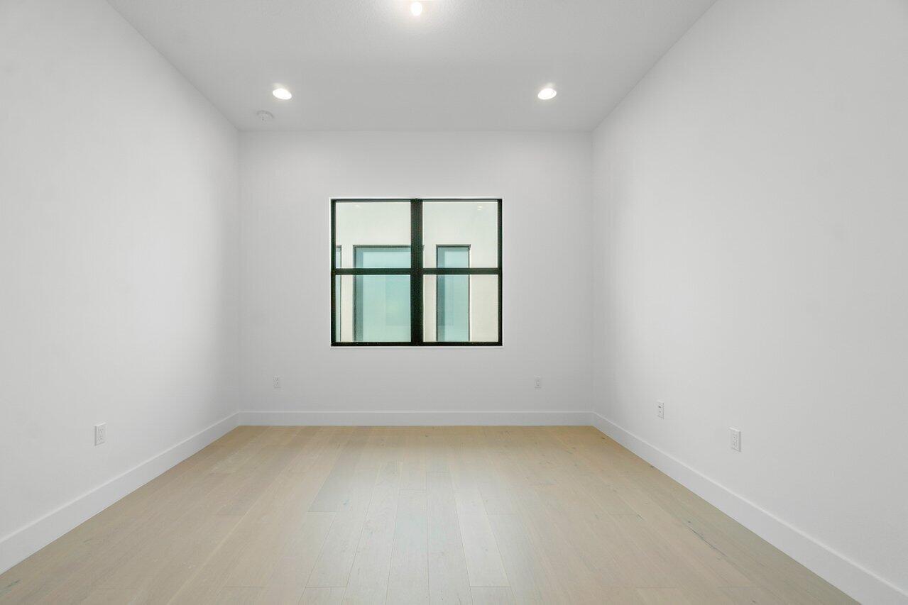 17291 Rainstream Road