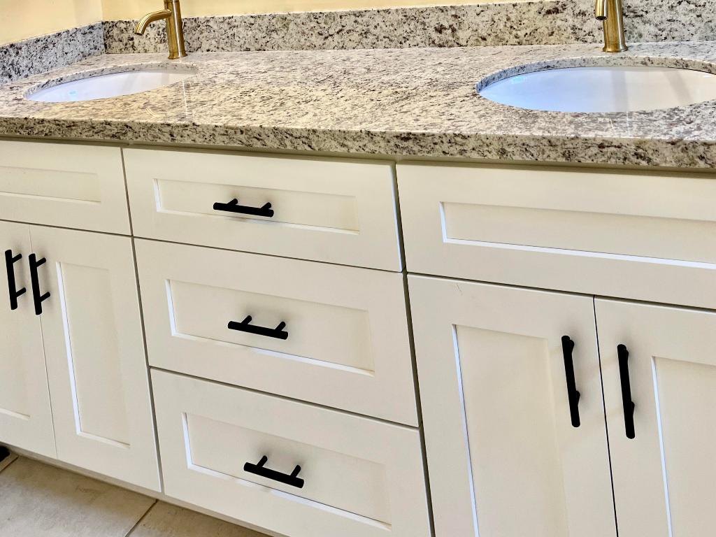 6662 Newport Lake Circle