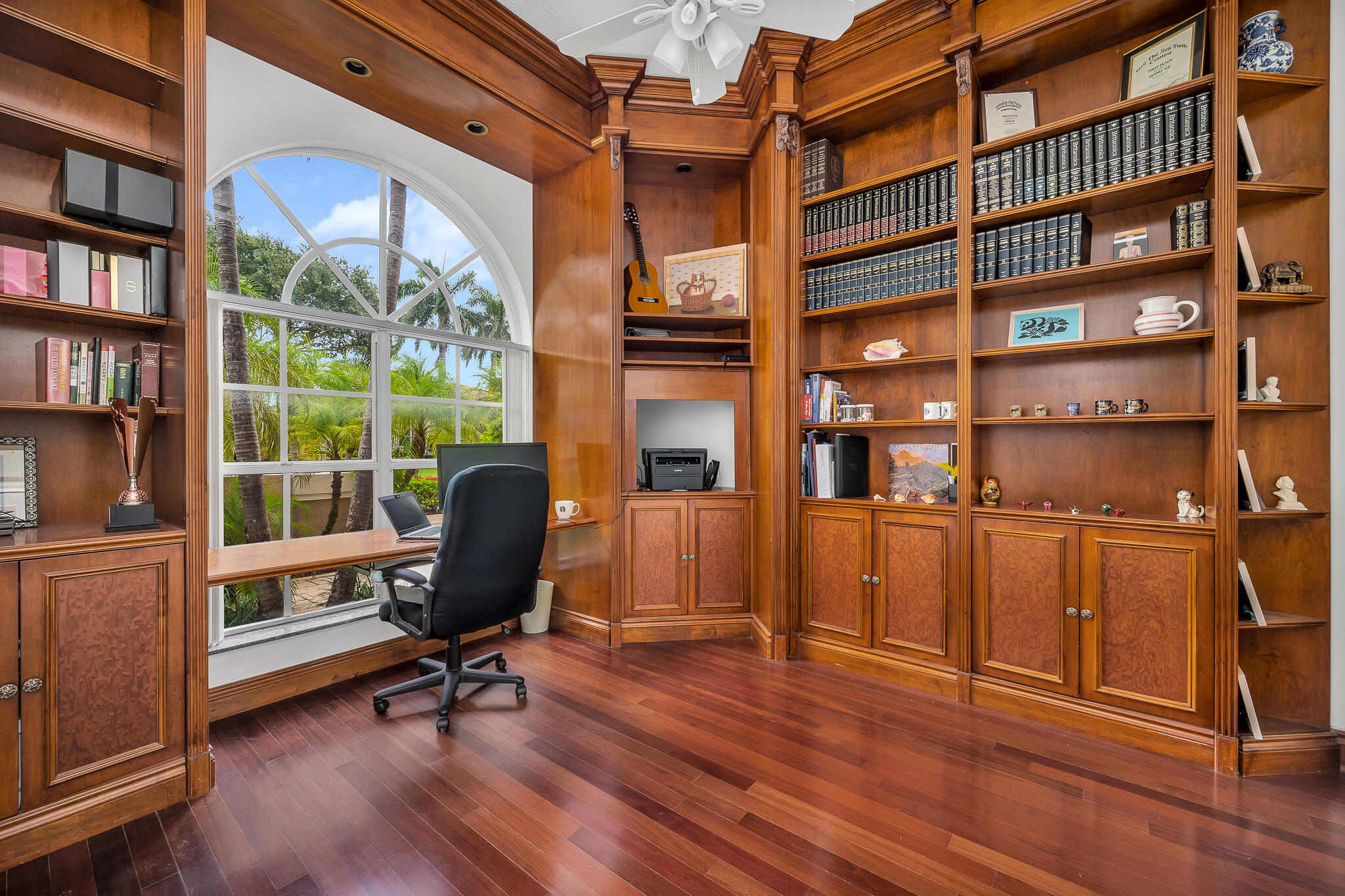 6662 Newport Lake Circle