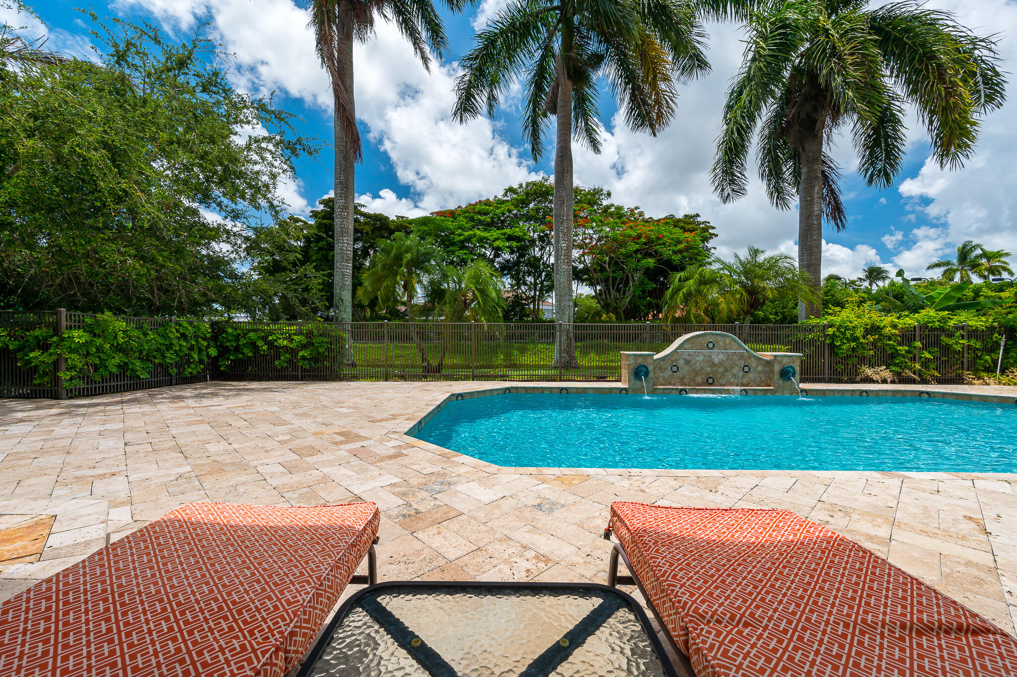 6662 Newport Lake Circle