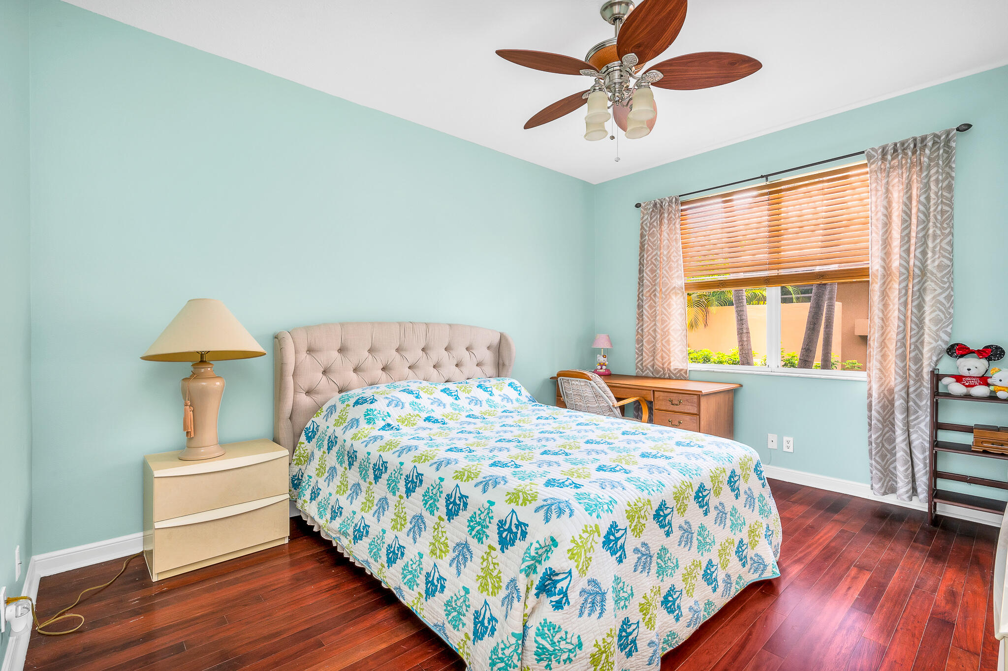 6662 Newport Lake Circle