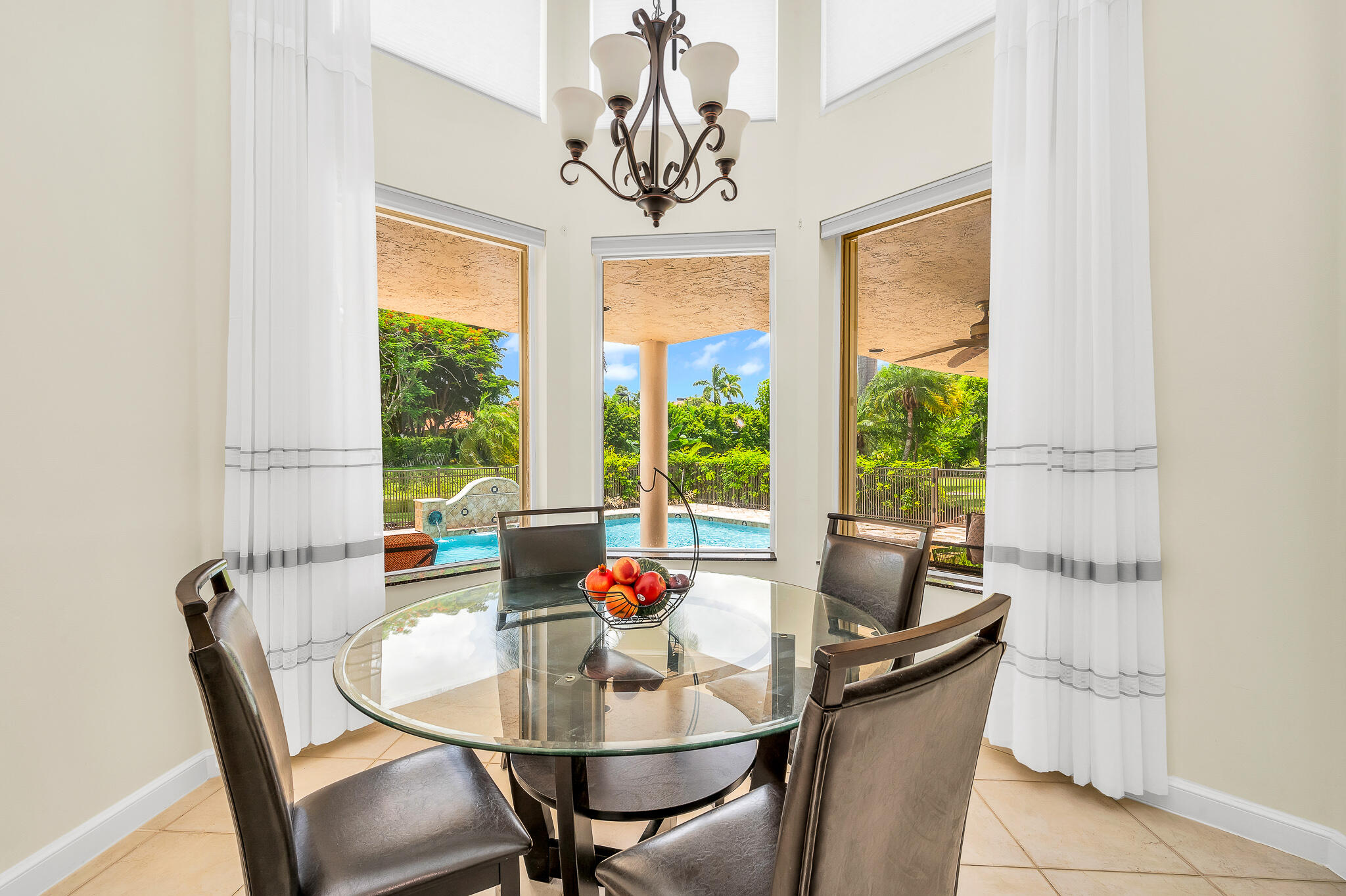 6662 Newport Lake Circle