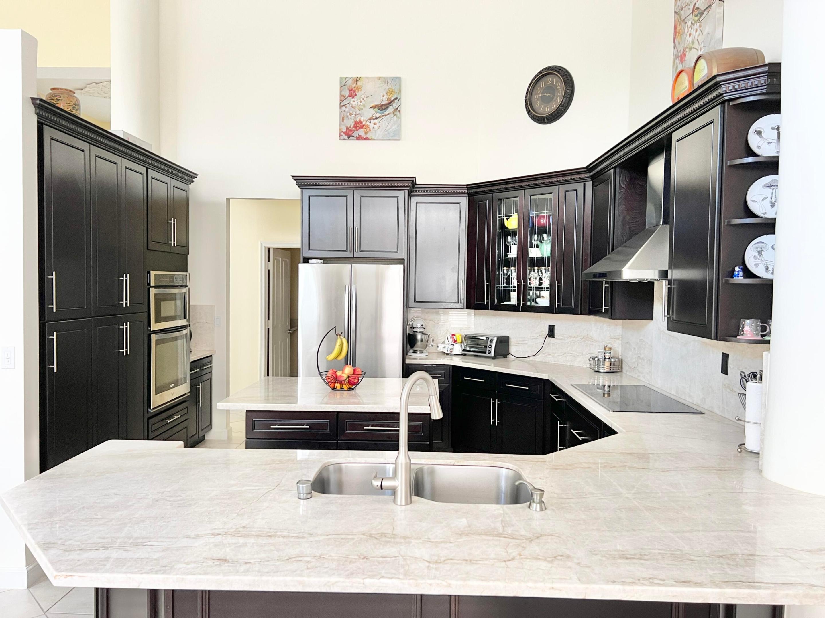 6662 Newport Lake Circle