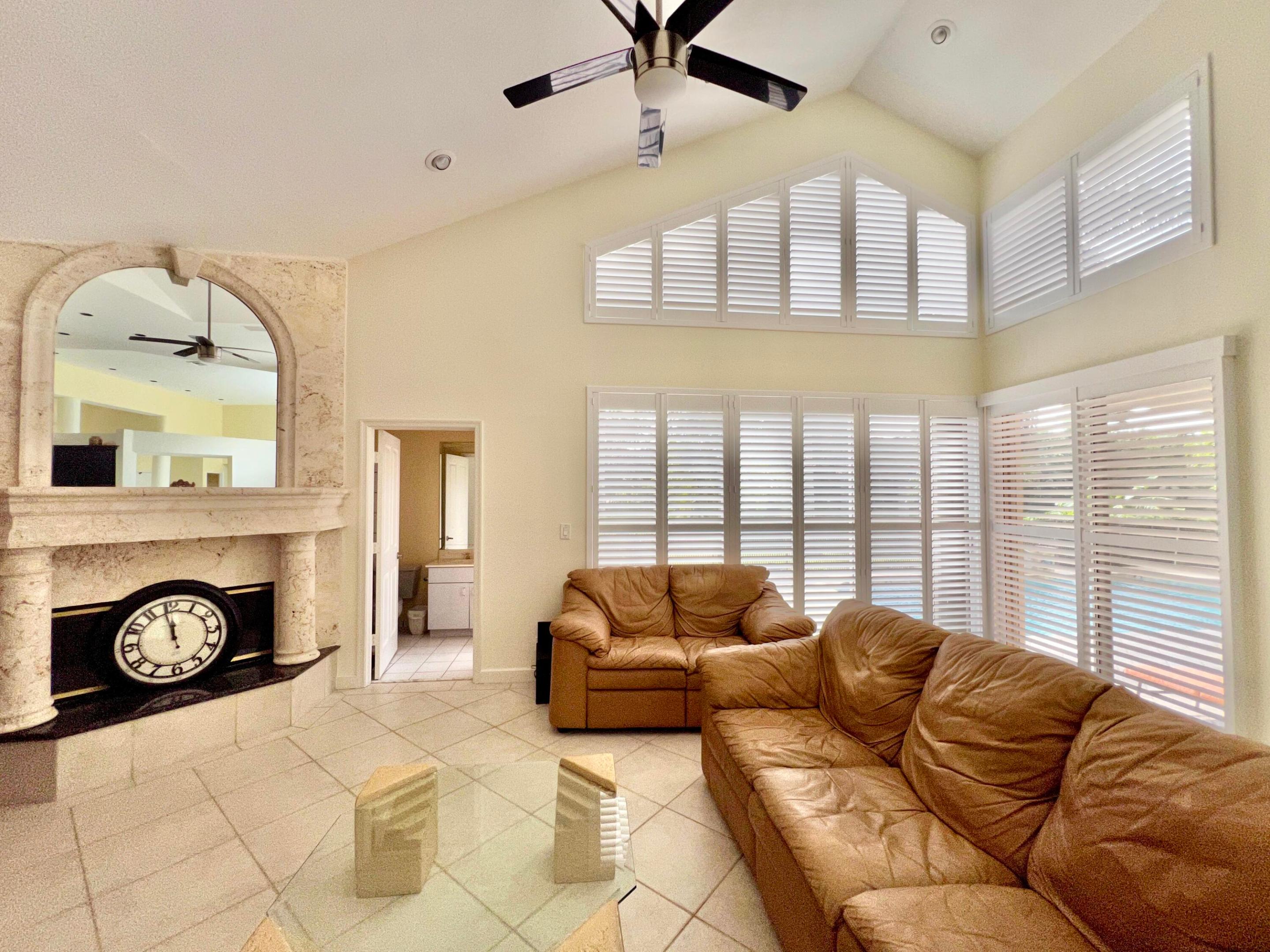 6662 Newport Lake Circle